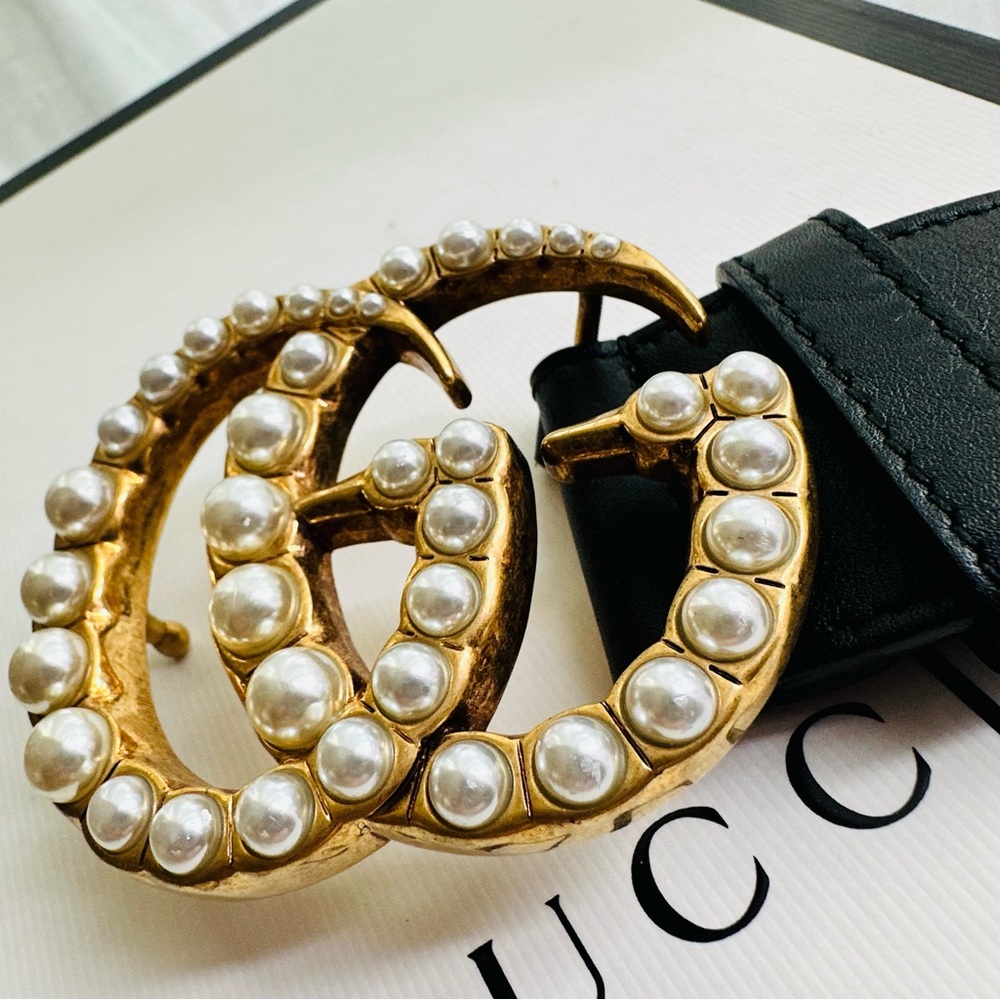 Gucci Black Leather Belt with Gold Pearl-Stud Double G Buckle
